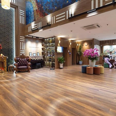 הו צ'י מין סיטי Viet Lotus Saigon Hotel מראה חיצוני תמונה