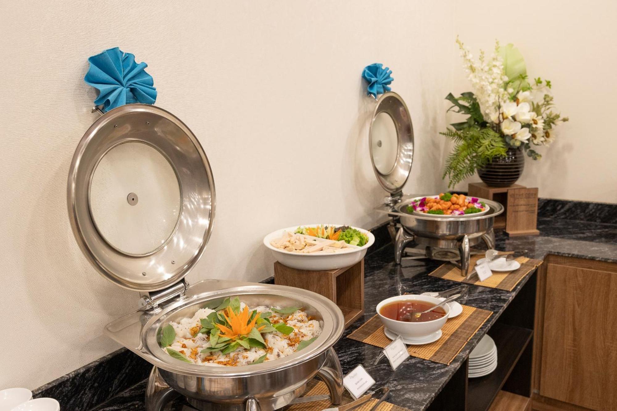 הו צ'י מין סיטי Viet Lotus Saigon Hotel מראה חיצוני תמונה