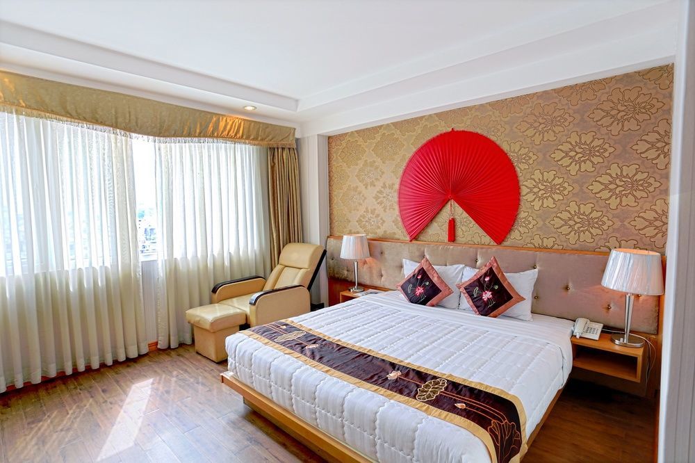 הו צ'י מין סיטי Viet Lotus Saigon Hotel מראה חיצוני תמונה